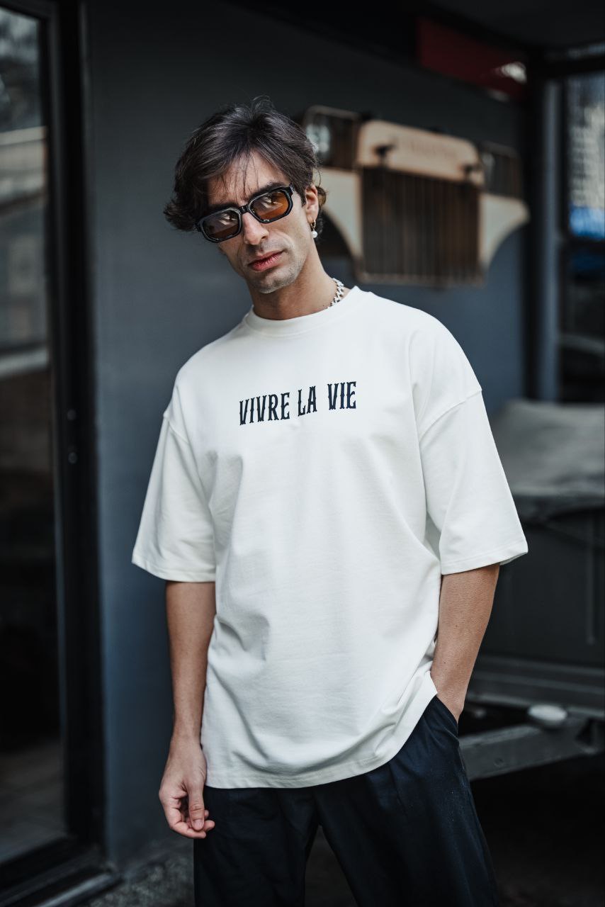Vivre La Vie Floral Quote Cotton T-Shirt – Inspirational Botanical Tee