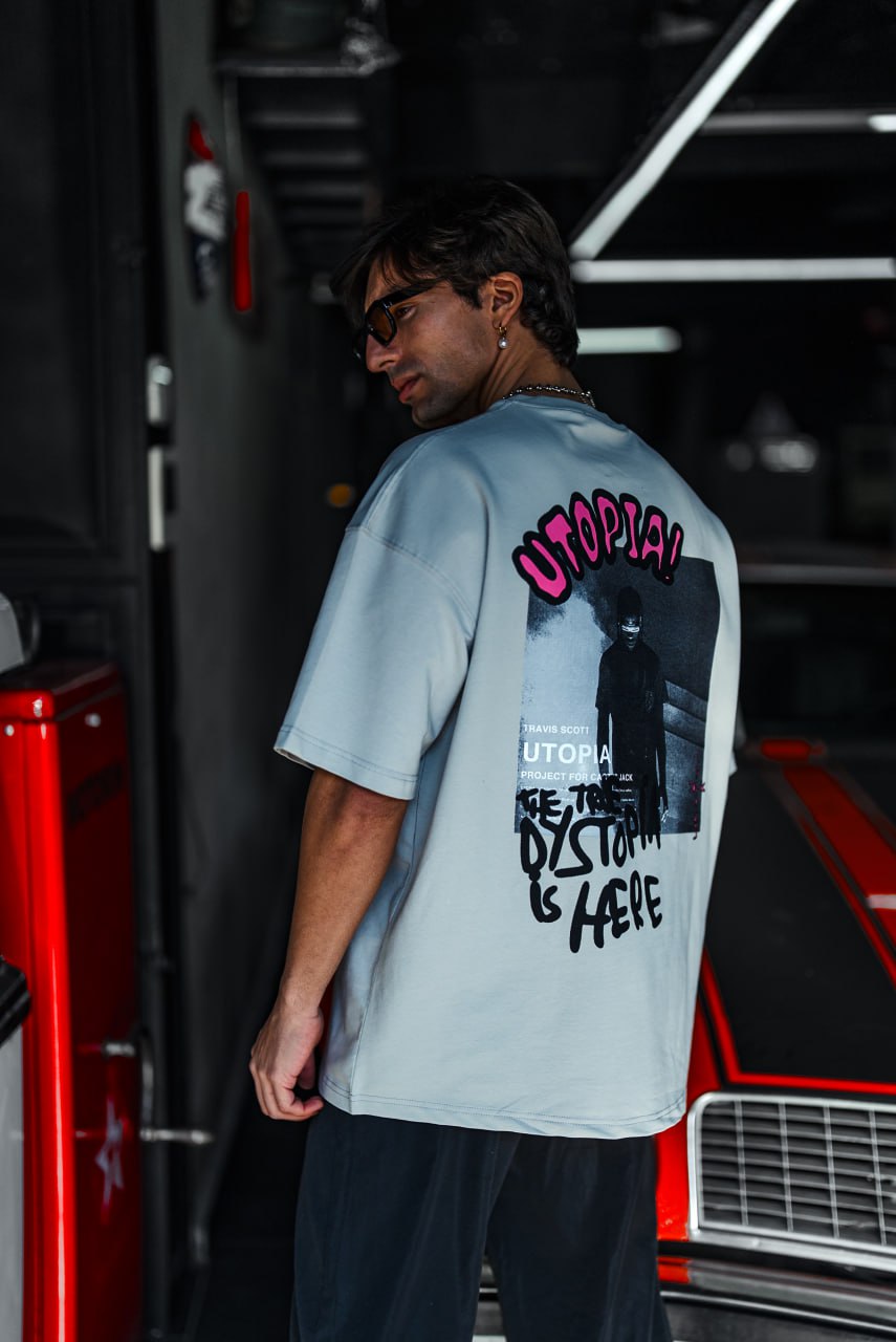Oversize Graphic Cotton Tee – Travis Scott Utopia Dystopia Print