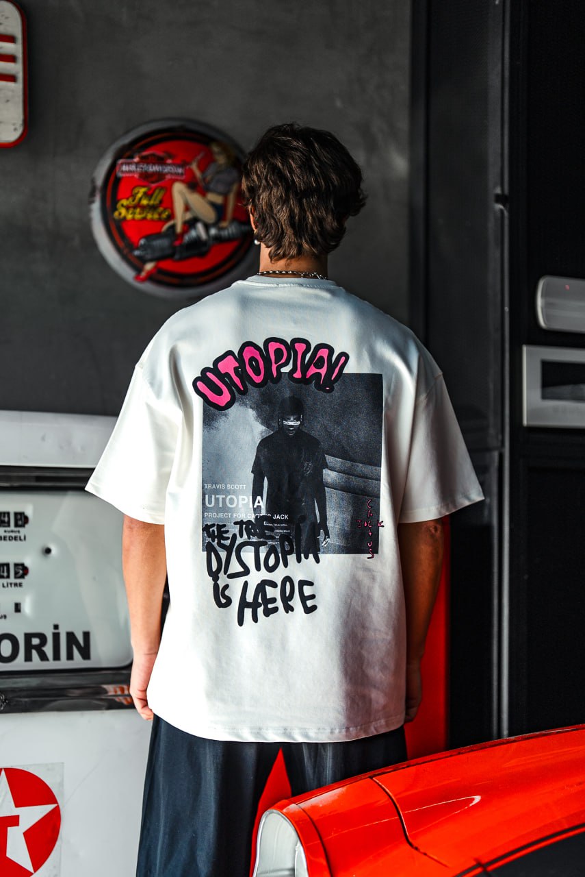 Oversize Graphic Cotton Tee – Travis Scott Utopia Dystopia Print