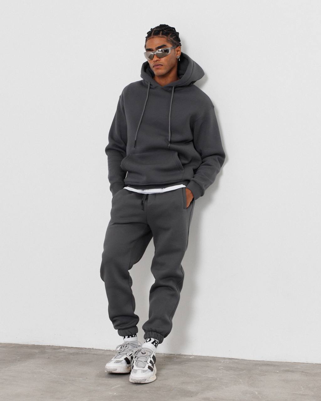 Oversized Hoodie Sweatshirt in Solid Color