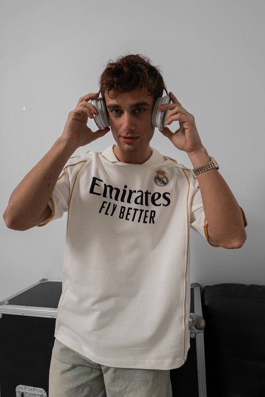 Real Madrid Black & Gold Emirates Jersey - Retro Football Shirt - Vintage Soccer Tee