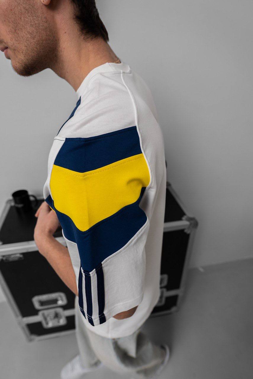 Real Madrid Logo T-Shirt - Style and Support for True Fans