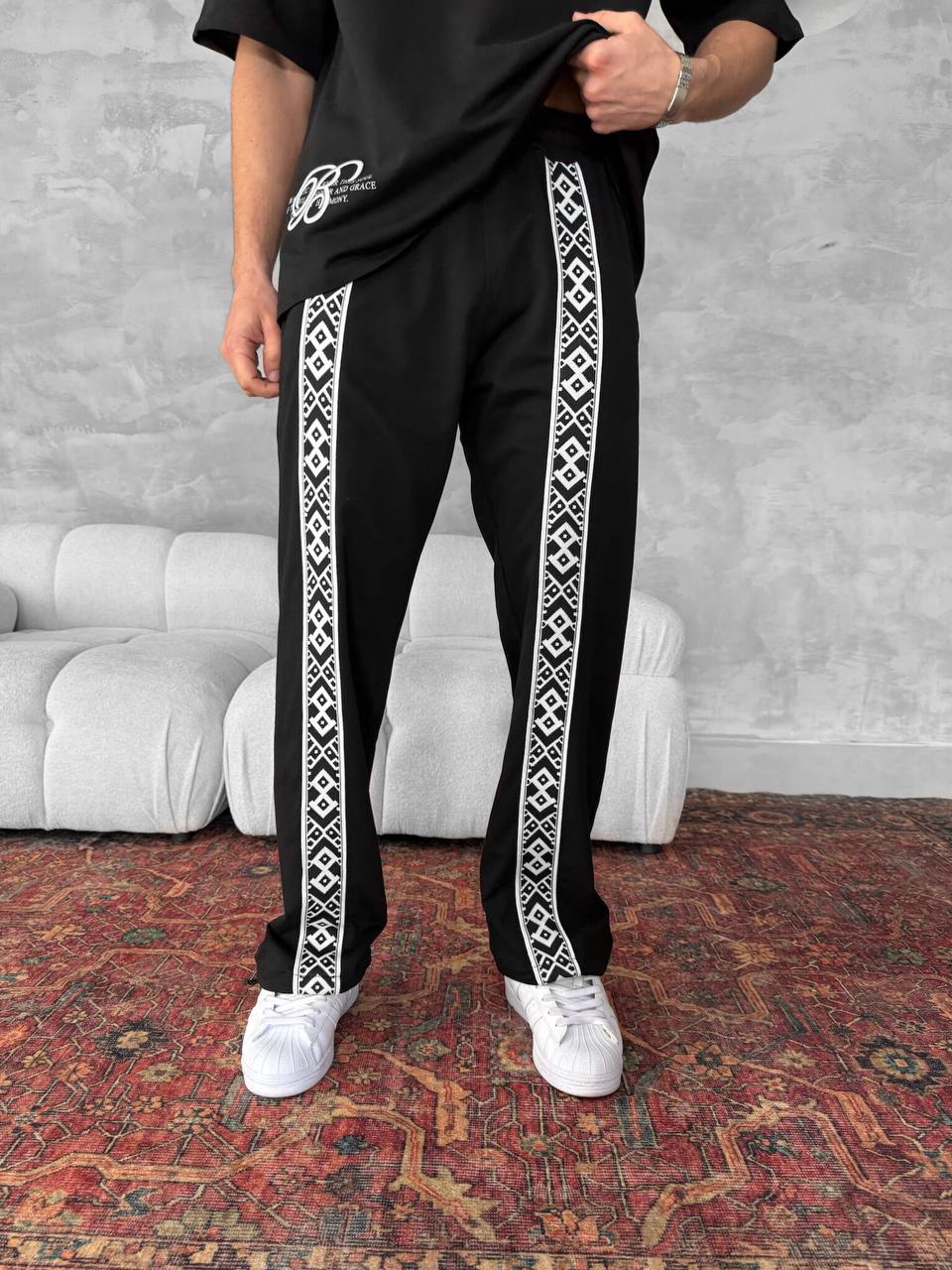 Unisex Cotton Joggers with Side Pattern / Black Streetwear Pants