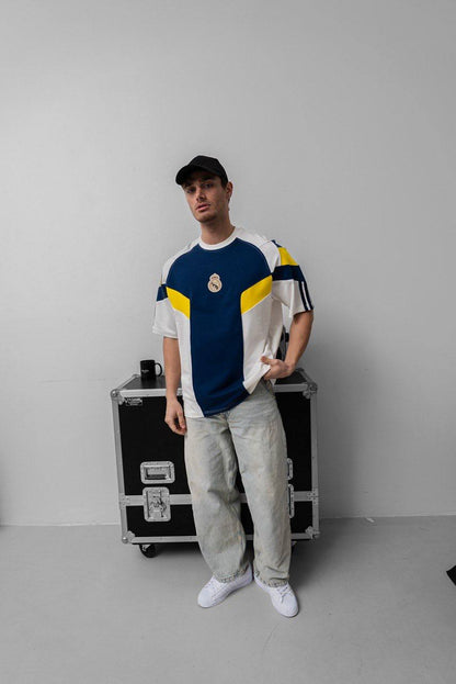 Real Madrid Logo T-Shirt - Style and Support for True Fans